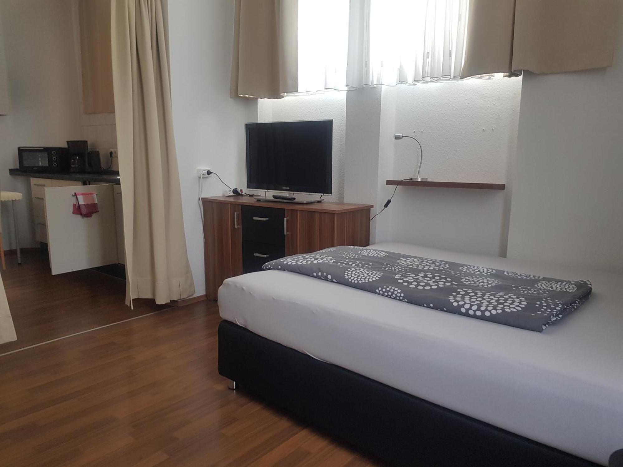 Ferienwohnung Fiwa Fewo-1 Und Fewo-2 Pirmasens Room photo